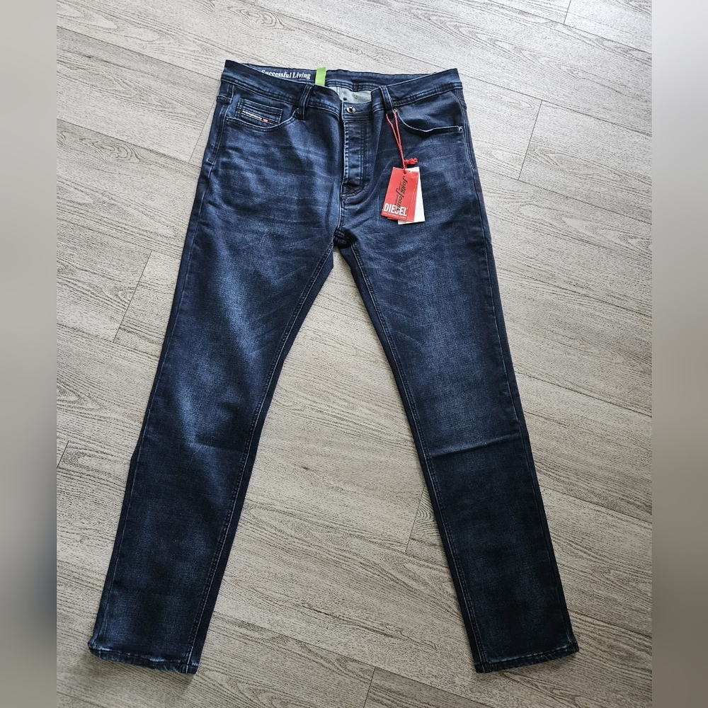 New DIESEL Jeans Size 38